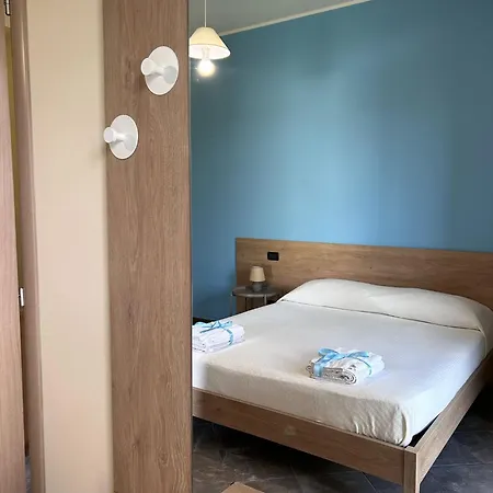 La Flacca Bed & Breakfast 3*